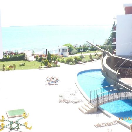 Private Apartments In Privilige Fort Beach Elenite Dış mekan fotoğraf